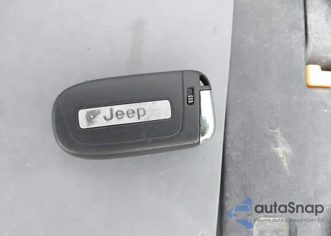 2021 Jeep Renegade Limited 4X4 from USA, damaged, VIN ZACNJDD17MPM93122